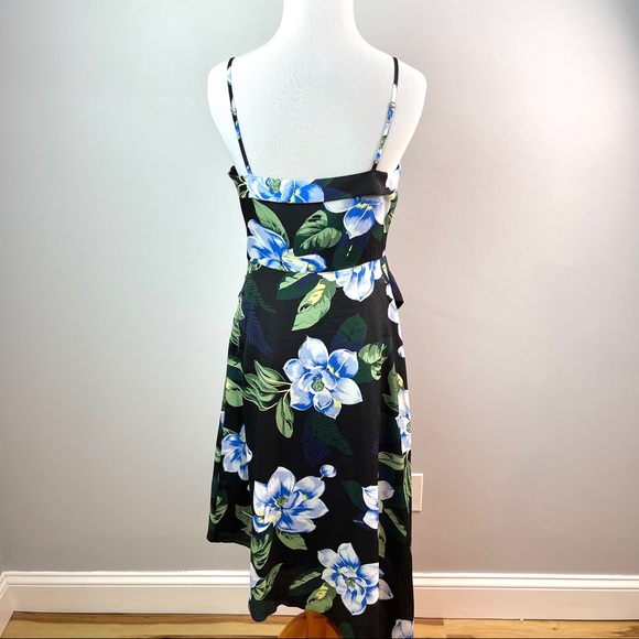 Banana Republic Asymmetrical Floral Print Dress - Picture 5 of 7